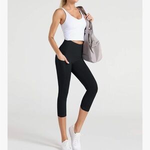 Women's Black Cropped Leggings Size XXL NWT